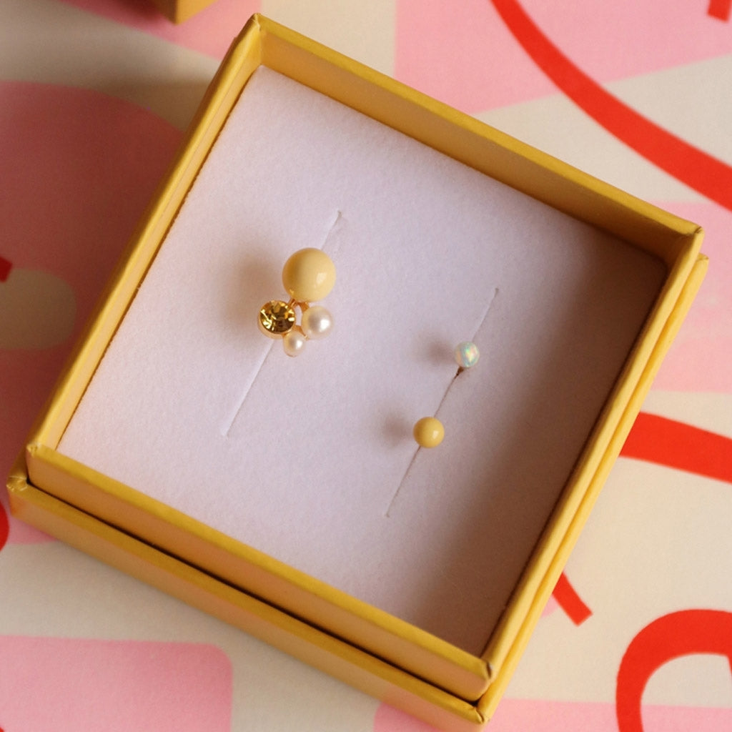 LULU Copenhagen Color Ball Stone earring 1 pcs Ear stud, 1 pcs Opal
