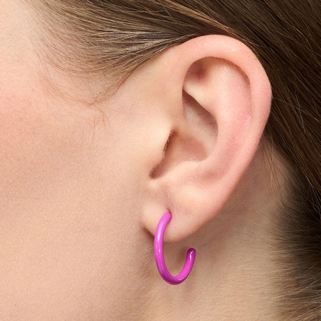 LULU Copenhagen Color Hoops Medium pair Hoops Electric Fuchsia Pink