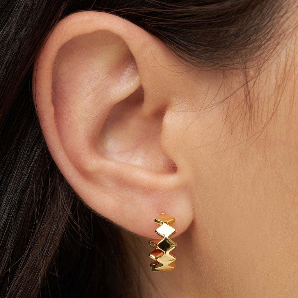 LULU Copenhagen Confetti Hoops Pair Gold plated Hoops Gold plated