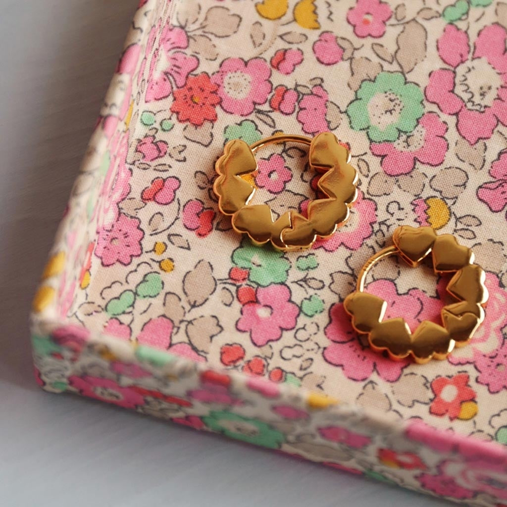 LULU Copenhagen Heart Hoops Pair Hoops Gold plated