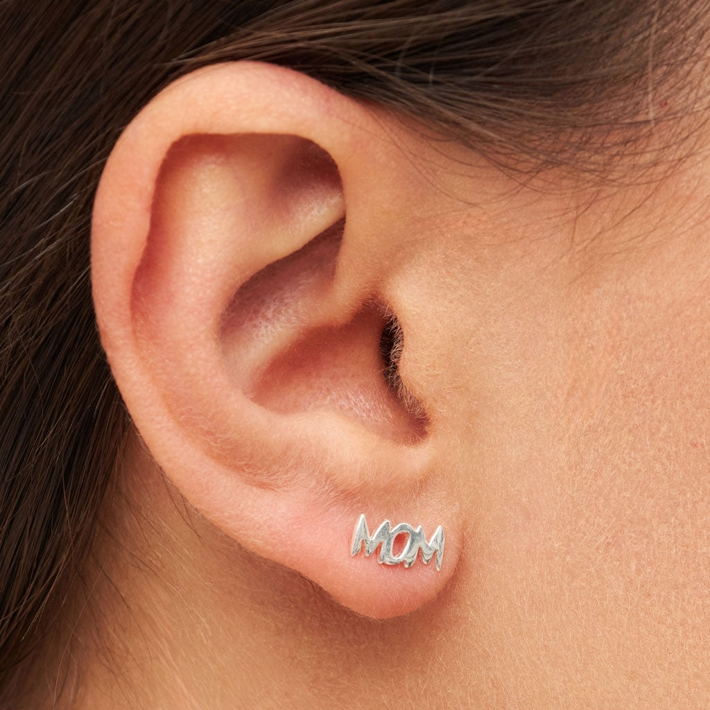LULU Copenhagen Word Mom earring 1 pcs Ear stud, 1 pcs Silver